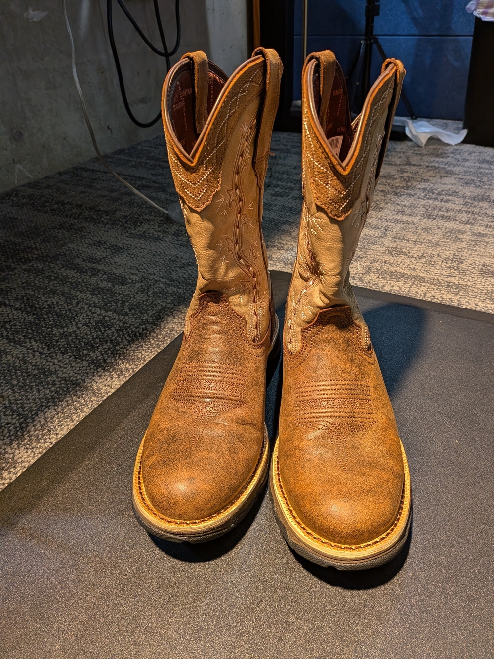Durango Lady Rebel Boots Size 6